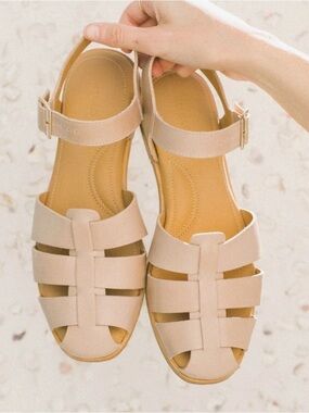Nisolo NWT Greige Fisherman Sandals size 9.5